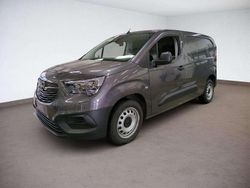 Grau Gebraucht 2024 Opel Combo Basis Van / Kleinbus | 21.490 € (Fairer Preis)
