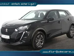 Schwarz Gebraucht 2021 Peugeot 2008 Active SUV | 15.200 € (Fairer Preis)