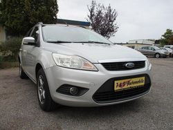 Silber Gebraucht 2008 Ford Focus Style Kombi | 1.899 € (Fairer Preis)