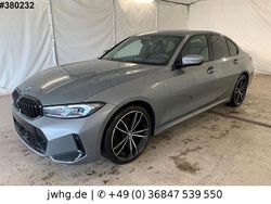 Grau Gebraucht 2023 BMW 320 M Sport Limousine | 39.950 € (Fairer Preis)