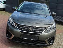 Grau Gebraucht 2018 Peugeot 5008 Active Van / Kleinbus | 16.990 € (Guter Preis)