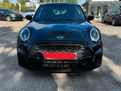 Schwarz Gebraucht 2022 Mini Cooper Classic Kleinwagen | 20.467 € (Etwas zu teuer)