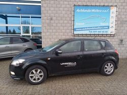 Schwarz Gebraucht 2010 Kia Ceed Spirit Kleinwagen | 1.750 € (Superpreis)