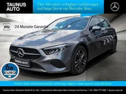 Mountaingrau Gebraucht 2024 Mercedes A200 Advanced Plus Limousine | 31.890 € (Fairer Preis)