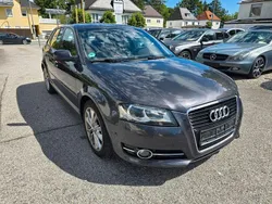 Grau Gebraucht 2011 Audi A3 Sportback Ambition Limousine | 4.990 € (Fairer Preis)