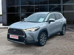 Shimmering silver metallic Gebraucht 2022 Toyota Corolla Cross Team SUV | 28.680 € (Superpreis)