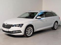 Weiß Gebraucht 2022 Skoda Superb Style Kombi | 22.499 € (Fairer Preis)