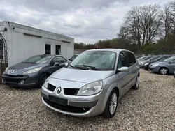 Grau Gebraucht 2006 Renault Scénic II Exception Van / Kleinbus | 2.500 € (Etwas zu teuer)