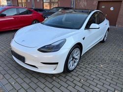 Weiß Gebraucht 2021 Tesla Model 3 Standard Range Plus Limousine | 22.888 € (Guter Preis)