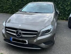 Braun Gebraucht 2013 Mercedes A180 Limousine | 12.000 € (Fairer Preis)