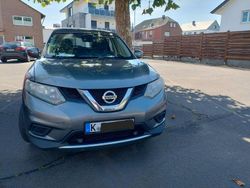 Grau Gebraucht 2015 Nissan X-Trail Acenta SUV | 5.600 €