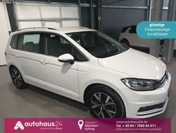 Weiß Gebraucht 2022 VW Touran Highline Van / Kleinbus | 29.440 € (Guter Preis)