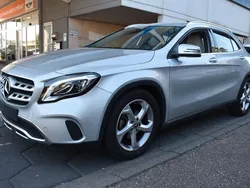 Silber Gebraucht 2020 Mercedes GLA180 SUV | 26.199 € (Fairer Preis)