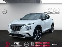 Pearl white pearleffekt/dach black met Gebraucht 2023 Nissan Juke SUV | 26.990 € (Etwas zu teuer)
