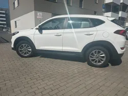 Weiß Gebraucht 2016 Hyundai Tucson SUV | 13.200 € (Guter Preis)