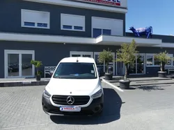 Weiß Gebraucht 2022 Mercedes Citan 110 Van / Kleinbus | 18.500 € (Fairer Preis)