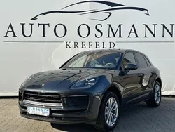 Grau Gebraucht 2022 Porsche Macan SUV | 63.950 € (Guter Preis)