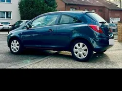Blau Gebraucht 2009 Opel Corsa Kleinwagen | 2.000 € (Fairer Preis)