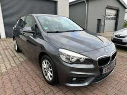 Grau Gebraucht 2015 BMW 216 Van / Kleinbus | 10.490 € (Fairer Preis)