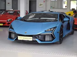Lamborghini Revuelto