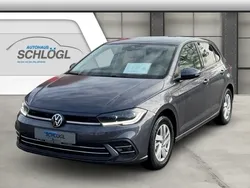 Grau Neu 2024 VW Polo Style Limousine | 29.000 € (Teuer)