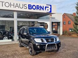 Schwarz Gebraucht 2011 Nissan Pathfinder SUV | 11.490 € (Fairer Preis)