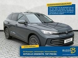 Delfingrau metallic Gebraucht 2024 VW Tiguan Elegance SUV | 41.750 € (Superpreis)