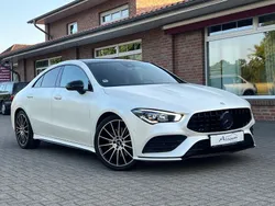Weiß Gebraucht 2020 Mercedes CLA200 AMG Limousine | 28.999 € (Fairer Preis)