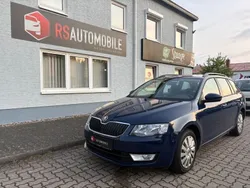 Blau Gebraucht 2015 Skoda Octavia Ambition Kombi | 8.999 € (Superpreis)