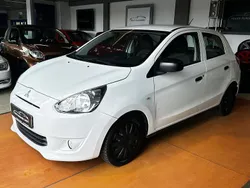 Weiß Gebraucht 2015 Mitsubishi Space Star Classic Collection Kleinwagen | 5.790 € (Fairer Preis)