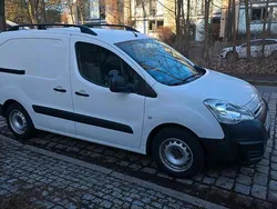 Weiß Gebraucht 2018 Citroën Berlingo Van / Kleinbus | 5.900 € (Superpreis)