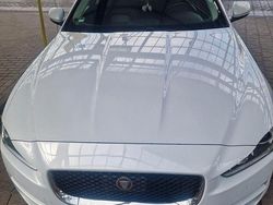 Weiß Gebraucht 2017 Jaguar XE Limousine | 11.200 € (Superpreis)