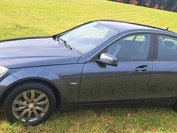 Grau Gebraucht 2009 Mercedes C180 Limousine | 5.700 €