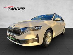 Candyweiß Gebraucht 2024 Skoda Octavia Selection Kombi | 26.990 € (Fairer Preis)