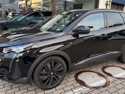 Lackierung schwarz perla nera/ Gebraucht 2021 Peugeot 3008 GT SUV | 27.495 € (Etwas zu teuer)