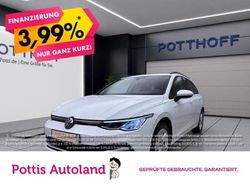 Weiss Gebraucht 2023 VW Golf VIII Life Kombi | 21.877 € (Guter Preis)