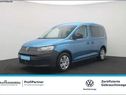 Blau Gebraucht 2023 VW Caddy Basis Van / Kleinbus | 28.880 € (Superpreis)
