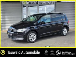 Schwarz Gebraucht 2024 VW Touran Comfortline Van / Kleinbus | 35.680 € (Fairer Preis)