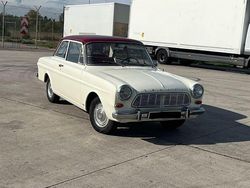 Weiß Gebraucht 1966 Ford Taunus | 5.300 €