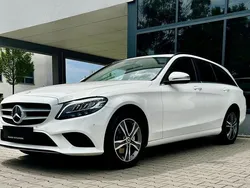 Weiß Gebraucht 2018 Mercedes C200 Kombi | 19.500 € (Etwas zu teuer)