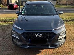 Grau Gebraucht 2020 Hyundai Kona Style SUV | 20.700 € (Fairer Preis)