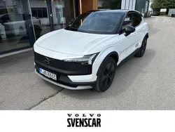 Weiss Gebraucht 2025 Volvo EX30 Performance SUV | 54.445 €