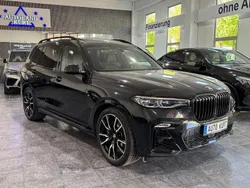 Schwarz Gebraucht 2021 BMW X7 M Sport SUV | 72.900 € (Etwas zu teuer)