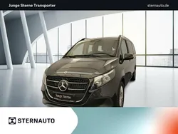 Graphitgrau metallic Gebraucht 2024 Mercedes V220 Van / Kleinbus | 59.950 € (Teuer)
