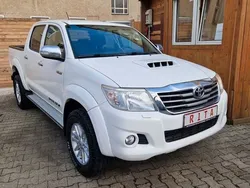 Weiß Gebraucht 2015 Toyota HiLux Abholung | 18.980 €