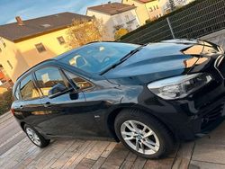 Schwarz Gebraucht 2015 BMW 218 Active Tourer Sport Line Van / Kleinbus | 9.499 € (Guter Preis)