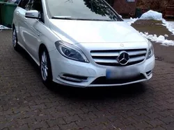 Silber Gebraucht 2012 Mercedes B200 Van / Kleinbus | 8.500 € (Etwas zu teuer)