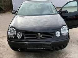 Schwarz Gebraucht 2002 VW Polo Kleinwagen | 550 € (Fairer Preis)