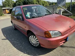 Andere farben Gebraucht 1999 Toyota Starlet Kleinwagen | 2.499 € (Guter Preis)
