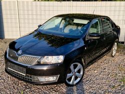 Schwarz Gebraucht 2013 Skoda Rapid Elegance Limousine | 7.490 € (Fairer Preis)